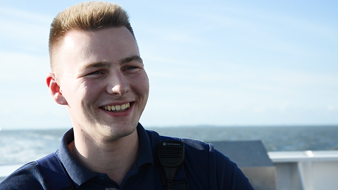 Timm Ocken Ausbildung zum Schiffsmechaniker in Emden